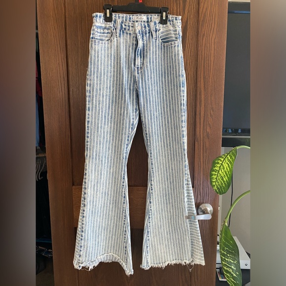 Kancan Ultra High Rise Super Flared Jeans size 26 - Picture 3 of 5